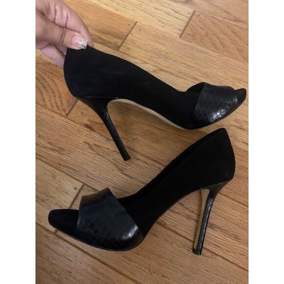 Michael Kors women's Black Peep Toe slip on high 4.5" Stilettos Heels Size 7.5M - Picture 3 of 8